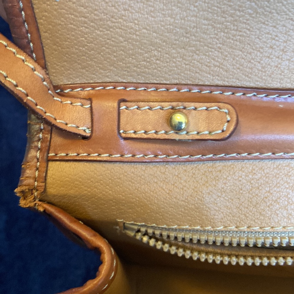 Celine Vintage Tan and Brown Crossbody Bag with snap off strap for a clutch. - Picture 7 of 9